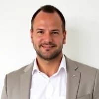 Tobias Zubler — Founder decivo · Product & UX